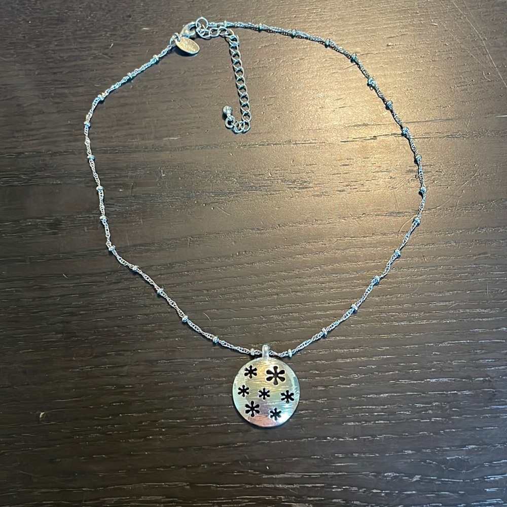 Lia Sophia Flower Imprint Pendant necklace